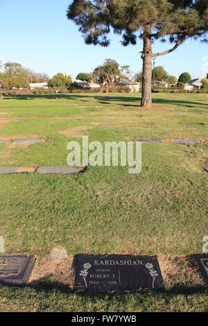 Letzte Ruhestätten - Inglewood Friedhof Park Berühmtheit.  Mit: Robert Kardashian Where: Inglewood, Kalifornien, Vereinigte Staaten, wenn: 1. März 2016 Stockfoto