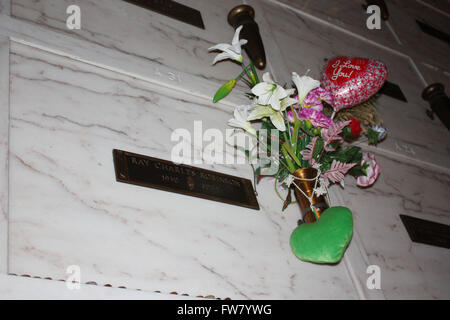 Letzte Ruhestätten - Inglewood Friedhof Park Berühmtheit.  Mitwirkende: Ray Charles Robinson wo: Inglewood, Kalifornien, Vereinigte Staaten, wenn: 1. März 2016 Stockfoto