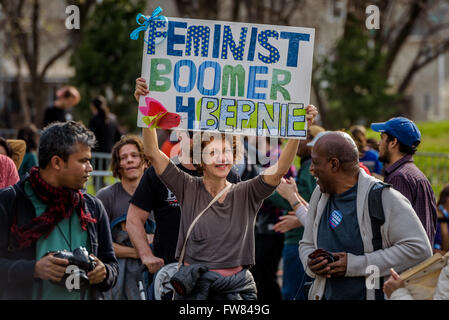 South Bronx, Vereinigte Staaten. 31. März 2016. Bernie Sanders, eine Zukunft zu glauben - South Bronx Rallye Credit: Erik Mc Gregor/Pacific Press/Alamy Live-Nachrichten Stockfoto