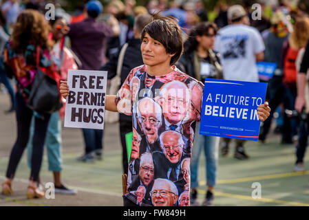 South Bronx, Vereinigte Staaten. 31. März 2016. Bernie Sanders, eine Zukunft zu glauben - South Bronx Rallye Credit: Erik Mc Gregor/Pacific Press/Alamy Live-Nachrichten Stockfoto