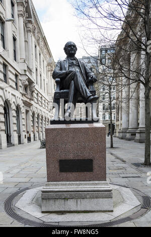 Statue von George Peabody ein amerikanischer Philanthrop (1795-1869) Stockfoto