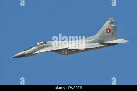 Eine bulgarische Luftwaffe MiG-29 im Flug über Bulgarien. Stockfoto