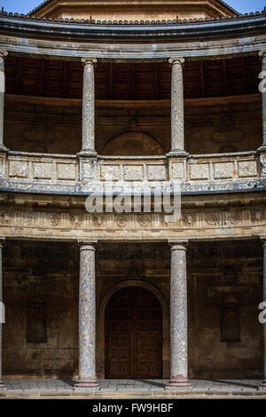 Ansicht innen Carlos V Palast Alhambra. Granada, Spanien Stockfoto