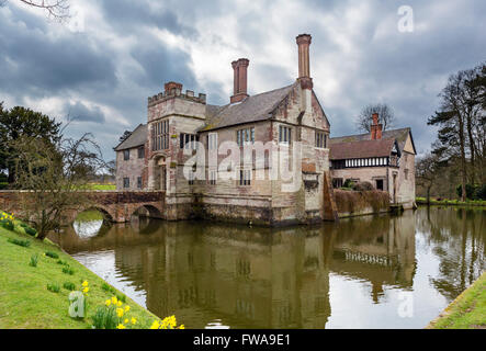Baddesley Clinton, ein Wasserschloss Herrenhaus in der Nähe von Warwick, Warwickshire, England, UK Stockfoto