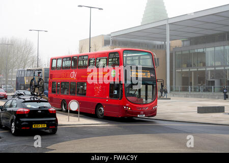 Elektro-Hybrid-Bus, Oxford, UK Stockfoto