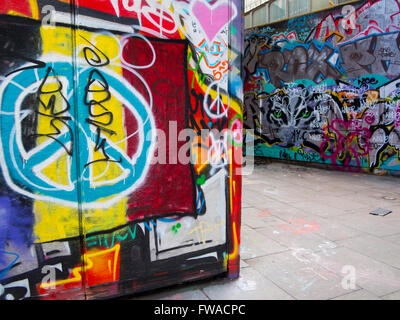 Southbank Skatepark graffiti Stockfoto