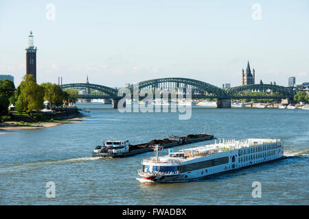 Köln, Blick von der Zoobrücke Stockfoto
