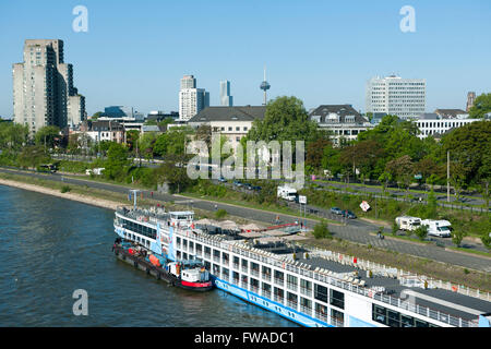 Köln, Blick von der Zoobrücke Stockfoto
