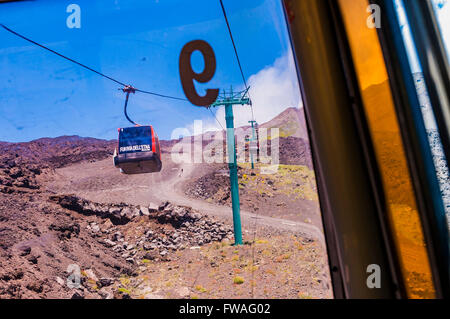 Funivia del Etna, Seilbahn auf den Vulkan Ätna. Nicolisi, Catania, Sizilien, Italien Stockfoto