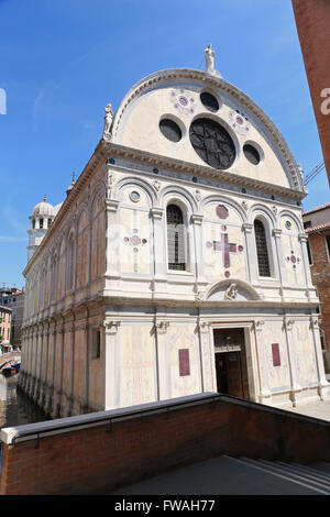 Kirche Santa Maria dei Miracoli - schönste Beispiel der Renaissance-Architektur, Cannareggio, Venedig, Italien. Stockfoto