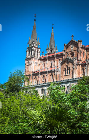 Basilika von Santa Maria, Covadonga, Asturien, Spanien Stockfoto