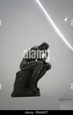 Der Denker ist ein Bronze-Skulptur von Auguste Rodin im Museo Soumaya, ein privates Museum von Mexiko-Stadt, Mexiko Stockfoto