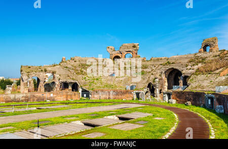 Das Amphitheater von Capua, das zweitgrößte amphitheater Stockfoto