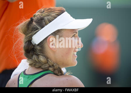 Key Biscayne, FL, USA. 2. April 2016. Key Biscayne, FL - APRIL 02: Viktoria Azarenka(BLR) spielt Svetlana Kuznetsova(RUS) im Finale der 2016 Miami Open in Key Biscayne, Florida. Bildnachweis: Andrew Patron/Zuma Draht Credit: Andrew Patron/ZUMA Draht/Alamy Live-Nachrichten Stockfoto