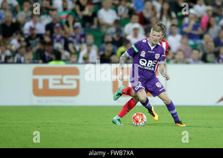 NIB-Stadion, Perth, Australien. 3. April 2016. Hyundai A-League. Perth Glory im Vergleich zu Melbourne City. Andy Keogh in Aktion während seinen Rekord brechen Spiel. © Aktion Plus Sport/Alamy Live-Nachrichten Stockfoto