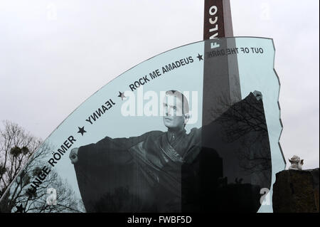 Letzte Ruhestätte für österreichische Sänger Falco aka Johann Hölzl am Wiener Zentralfriedhof Friedhof.  Mitwirkende: Falco wo: Wien, Deutschland bei: 2. März 2016 Stockfoto