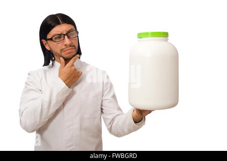 Lustige Arzt mit Protein Gläser isoliert auf weiss Stockfoto