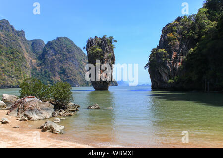 Ko Tapu oder James Bond Island, Thailand. Land-Mark-Tourismus in Thailand. Stockfoto