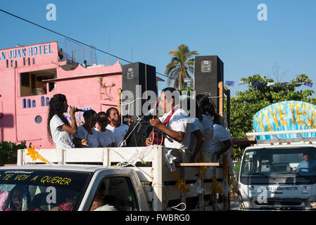 Osterprozession in Puerto Escondido, Mexiko Stockfoto