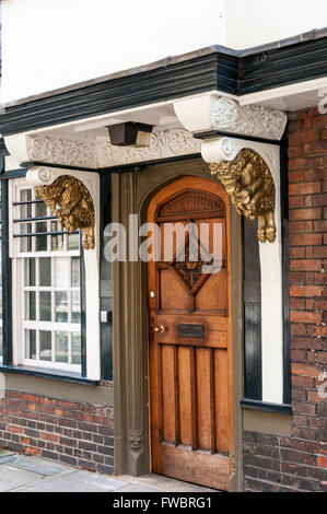 Faune an dieser Tür des Brasenose College C S Lewis Herr Tumnus in The Lion, The Witch and The Wardrobe inspiriert haben soll. Stockfoto