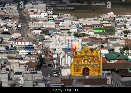 Kirche von San Andres Xecul, Guatemala, Mittelamerika Stockfoto