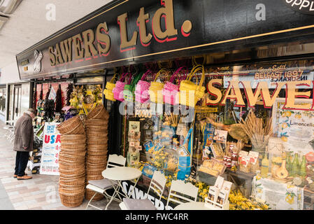 Sawers Shop Feinkostgeschäft in Belfast, ungewöhnliche, seltene und exotische Lebensmittel spezialisiert. Stockfoto