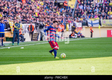 VILLARREAL, Spanien - 20 MAR: Lionel Messi spielt bei der La Liga-Match zwischen Villarreal CF und FC Barcelona im El Madrigal Stadiu Stockfoto