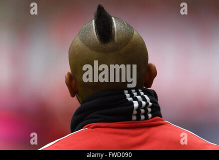 München, Deutschland. 2. April 2016. Bayern Arturo Vidal im Bild während der Bundesliga-Fußball-Spiel FC Bayern Munchen Vs Eintracht Frankfurt in München, Deutschland, 2. April 2016. Bayern München gewann 1: 0. Foto: Tobias Hase/Dpa/Alamy Live News Stockfoto