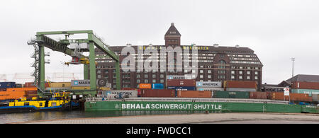 BERLIN, März 23: Berlin Westhafen, einem Binnenhafen von BEHALA über die Spree in Berlin am 23. März 2016 verwaltet. Stockfoto