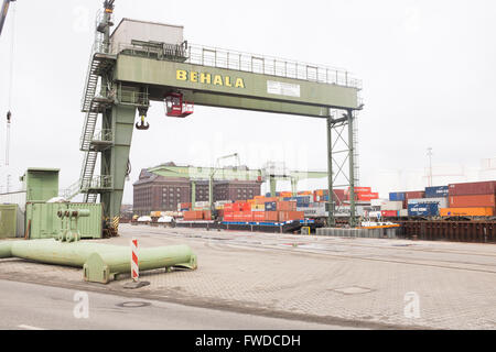 BERLIN, März 23: Berlin Westhafen, einem Binnenhafen von BEHALA über die Spree in Berlin am 23. März 2016 verwaltet. Stockfoto