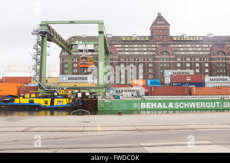 BERLIN, März 23: Berlin Westhafen, einem Binnenhafen von BEHALA über die Spree in Berlin am 23. März 2016 verwaltet. Stockfoto