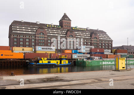 BERLIN, März 23: Berlin Westhafen, einem Binnenhafen von BEHALA über die Spree in Berlin am 23. März 2016 verwaltet. Stockfoto