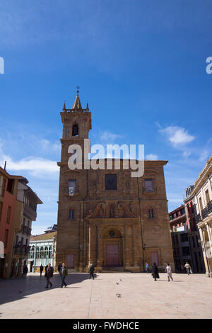 Parroquia San Isidoro El Real, Oviedo, Spanien Stockfoto