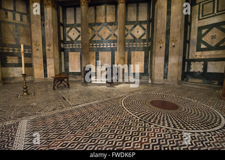 zentrale Kathedrale von Florenz Baptisterium innen Florenz, Italien Stockfoto