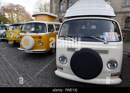 60 Jahre Volkswagen Transporter aus Hannover. Stockfoto