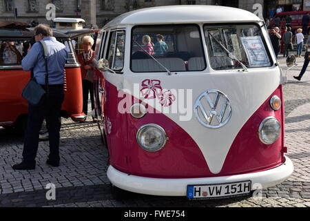 60 Jahre Volkswagen Transporter aus Hannover. Stockfoto