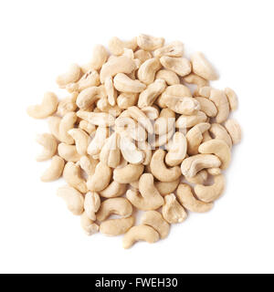 Haufen von mehreren Cashew-Nüssen, isoliert Stockfoto