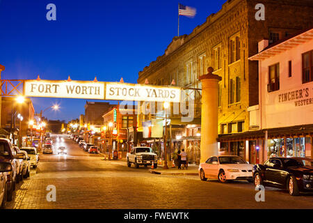 Fort Worth Stockyards in der Nacht, Texas, Vereinigte Staaten von Amerika, Nordamerika Stockfoto