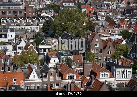Blick auf den Jordaan aus der Westerkerk in Amsterdam, Niederlande Stockfoto