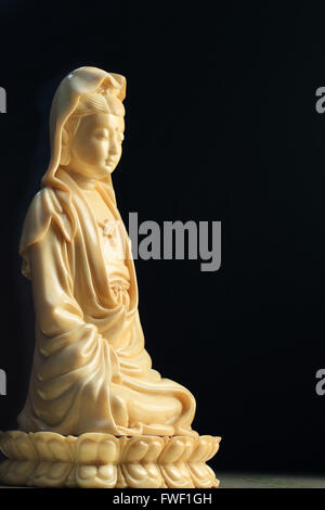 Statue von Guan Yin (Göttin der Barmherzigkeit), Buddhismus-Symbol Stockfoto