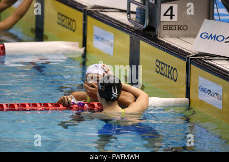 (L, R) Rikako Ikee, Natsumi Hoshi, 4.-10. APRIL 2016 - Schwimmen: Japan Meisterschaft (JAPAN schwimmen 2016) Frauen Schwimmen 100m Schmetterling-Finale Tatsumi International Swimming Center in Tokio, Japan. (Foto: AFLO SPORT) Stockfoto