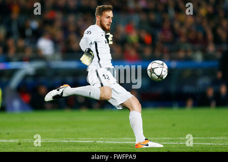 Barcelona, Spanien. © 5. April 2016. Jan Oblak (Atletico) Fußball: UEFA Champions League-Viertelfinale 1. Bein match zwischen FC Barcelona 2: 1-Atletico de Madrid im Camp Nou in Barcelona, Spanien. Kredit: D. Nakashima/AFLO/Alamy Live-Nachrichten Stockfoto