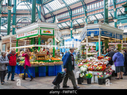 Edwardian Kirkgate Lebensmittel und Blumen Markt, Leeds, Yorkshire, England. UK Stockfoto