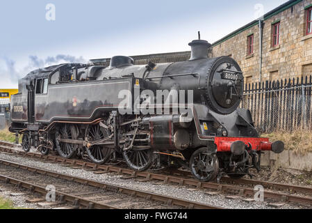 Prinzessin Elizabeth Klasse Tenderlok auf er East Lancs Railway. Nr. 80080 bei Heywood Station abgebildet. Stockfoto