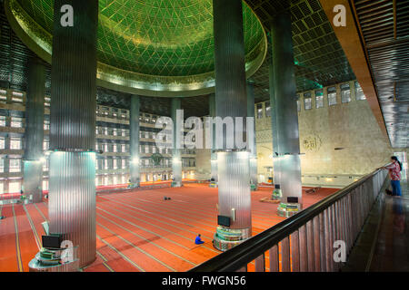 Innenministerium der Istiqlal Moschee oder Masjid Istiqlal, (Unabhängigkeit Moschee), Jakarta, Indonesien, Südostasien Stockfoto