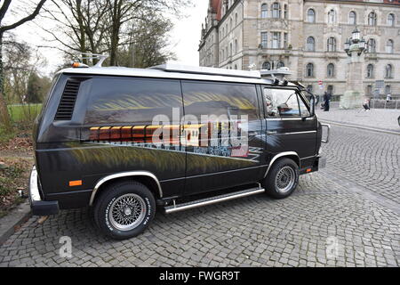 60 Jahre Volkswagen Transporter aus Hannover. Stockfoto