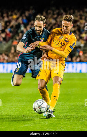 Barcelona, Katalonien, Spanien. 5. April 2016. FC Barcelona nach vorne NEYMAR JR. konkurriert für den Ball während der ersten Etappe der Champions-League-Viertelfinale im Camp Nou Stadion in Barcelona Credit: Matthias Oesterle/ZUMA Draht/Alamy Live News Stockfoto