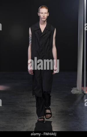 BERTHOLD-Präsentation am Londoner Sammlungen Männer SS17, LCM SS17. 06.11.2016 | weltweite Nutzung Stockfoto