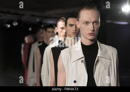 BERTHOLD-Präsentation am Londoner Sammlungen Männer SS17, LCM SS17. 06.11.2016 | weltweite Nutzung Stockfoto