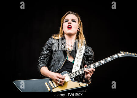 Landgraaf, Niederlande 11. Juni 2016 Halestorm Höchstleistungen live Pinkpop Festival 2016 Credit: Roberto Finizio / Alamy Live News Stockfoto